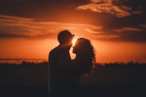 30 frasi romantiche da dedicare alla tua amata in qualsiasi occasione